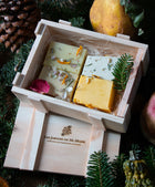 Caja de madera surtida