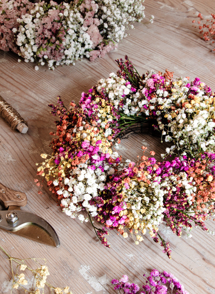 corona de flores de primavera